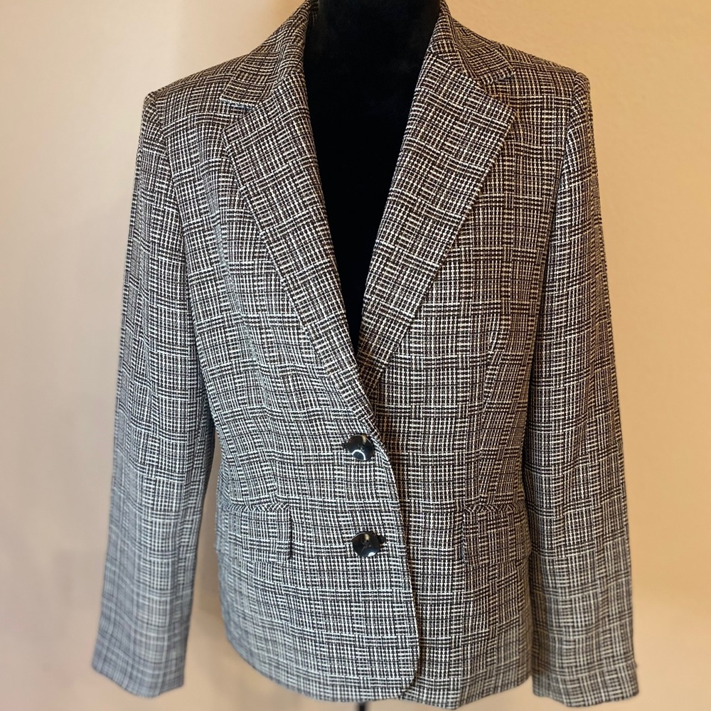Jones Studio Blazer